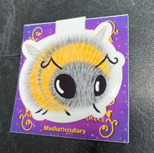 Load image into Gallery viewer, Cute Bee Magnetic Bookmark. Book Lover. Teachers Gift.