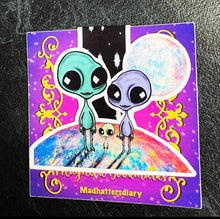 Load image into Gallery viewer, Alien Family Magnetic Bookmark. Book Lover. Teachers Gift.